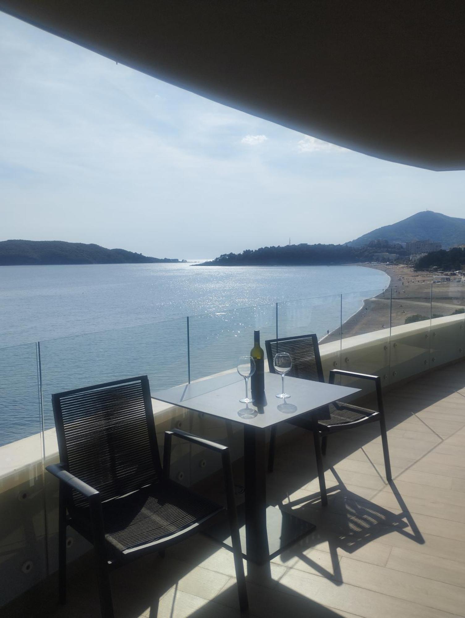 Beachfront Luxury Apartment بودفا الغرفة الصورة