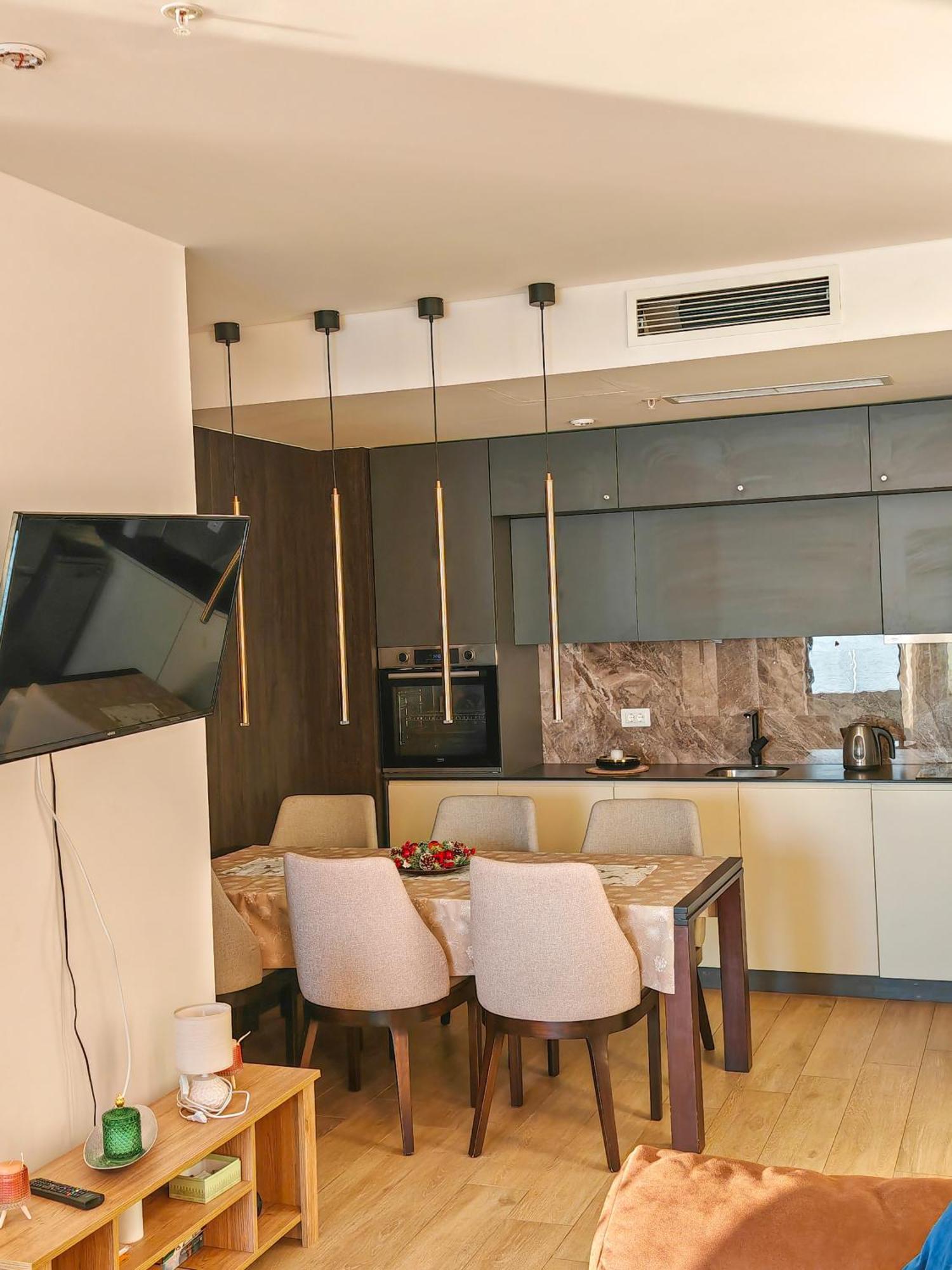 Beachfront Luxury Apartment بودفا المظهر الخارجي الصورة