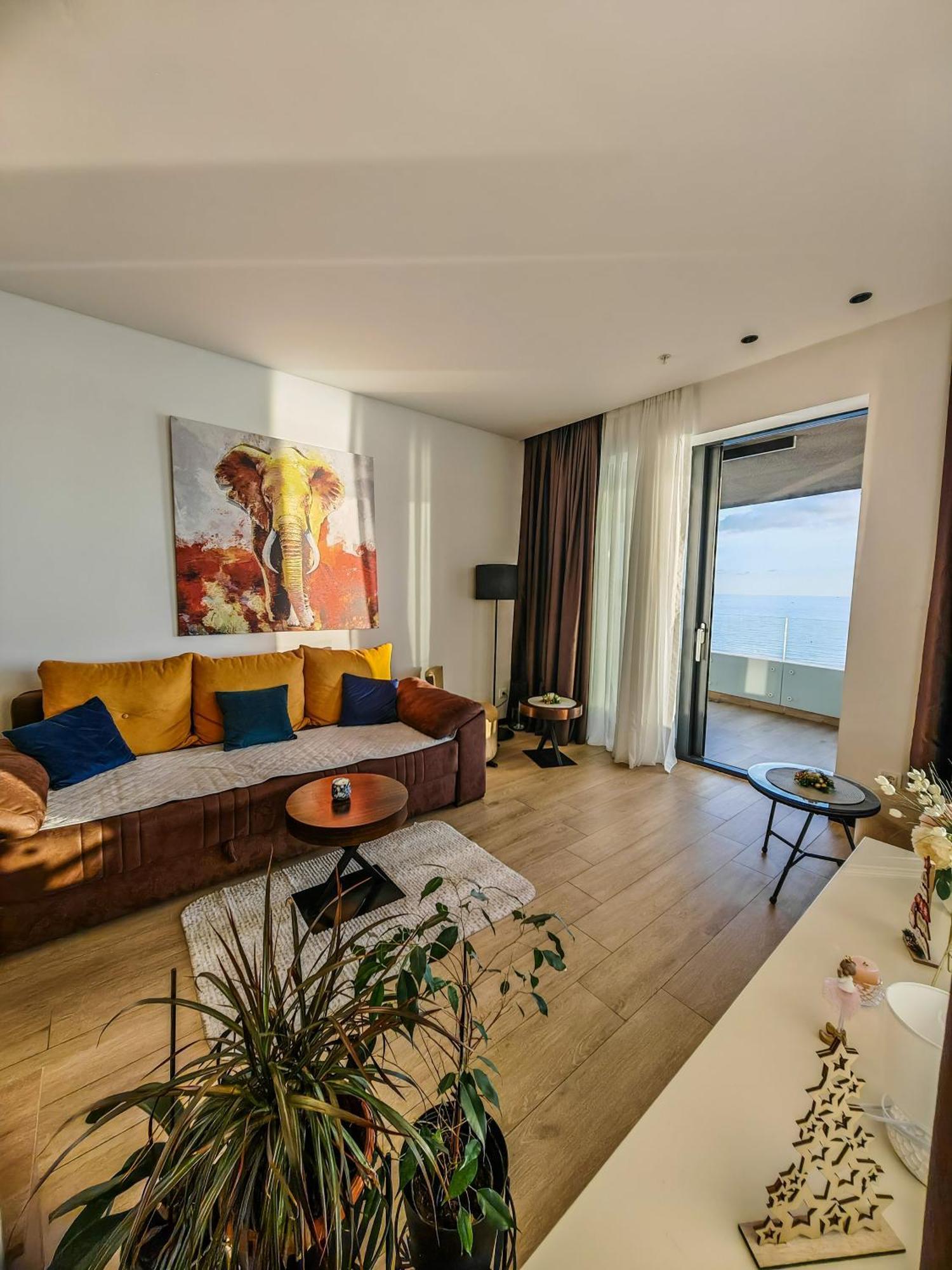 Beachfront Luxury Apartment بودفا المظهر الخارجي الصورة
